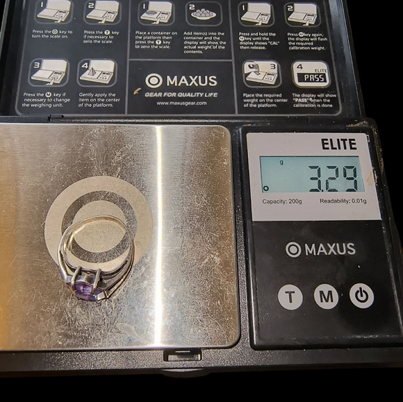 Vintage Hexagonal Amethyst & Sterling Silver Gemstone Solitaire Ring - Picture 9 of 10